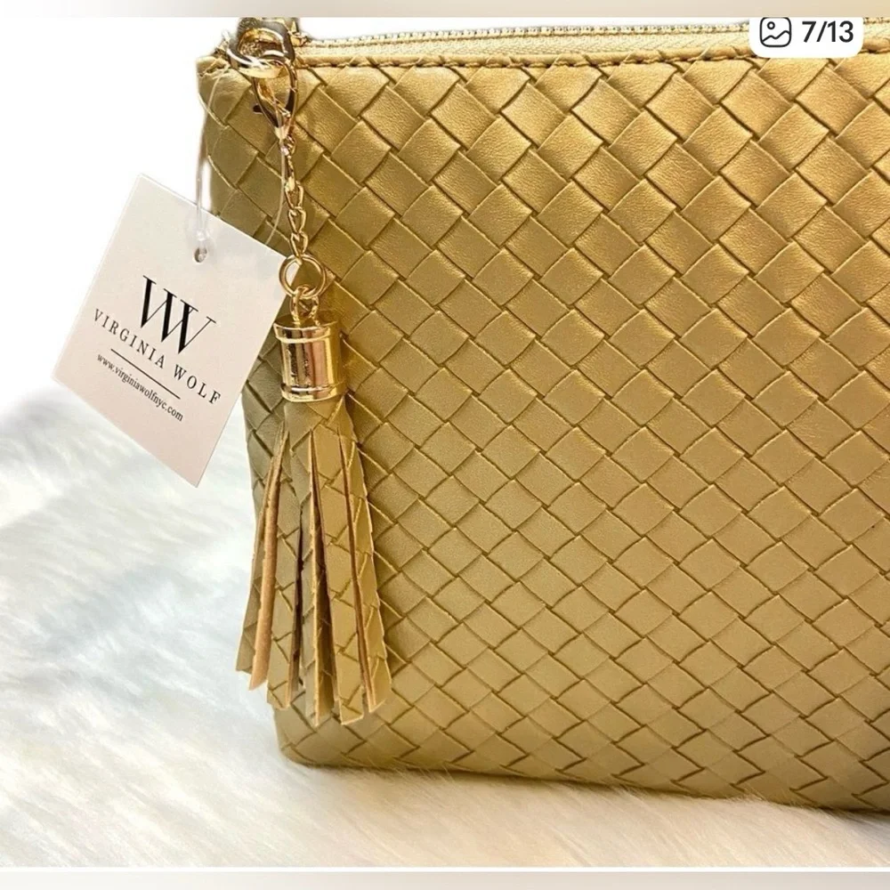 Chic and classy Virginia Wolf gold woven clutch - Picture 7 of 12